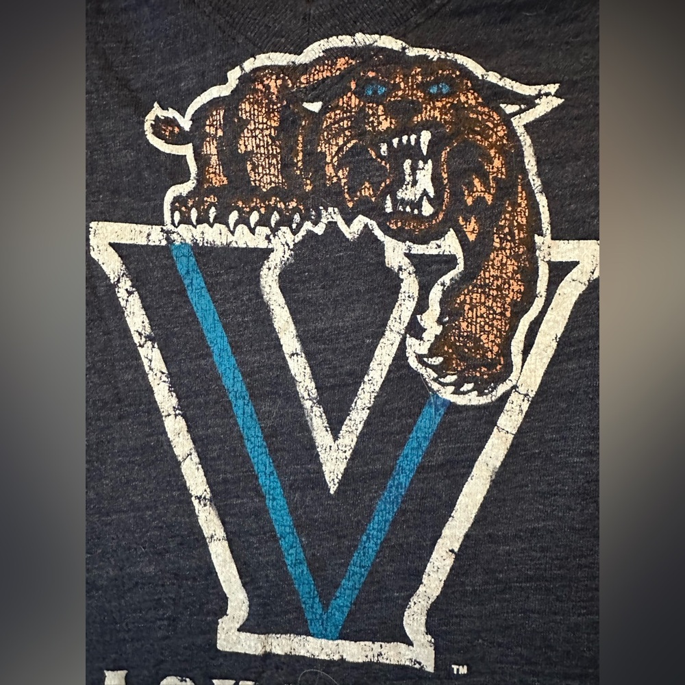 Villanova Basketball V Neck Tee Shirt - Picture 2 of 4